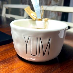 5" Round Yum Bowl With Spreader by Mud Pie